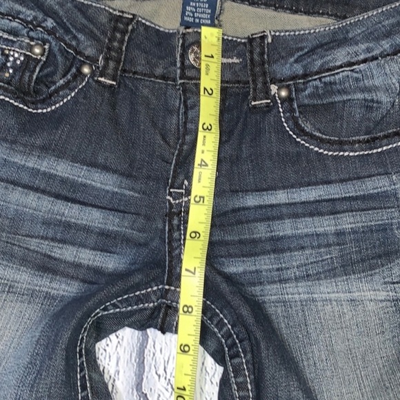 Antique Rivet Jeans - Picture 5 of 10